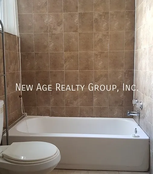629 Jackson St #1 — Photo 8