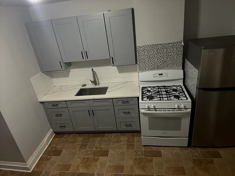 54 Nelson Ave — Photo 8