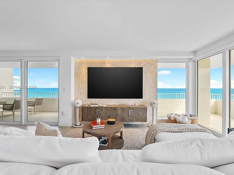 199 Ocean Lane Dr #1001 — Photo 9
