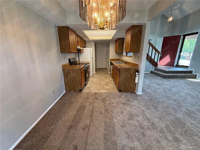 1453 Sanzon Dr — Photo 11