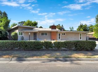 918 E Hampton Way, Fresno, CA 93704