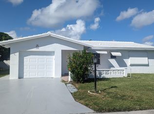 711 SW 18th Ct, Boynton Beach, FL 33426