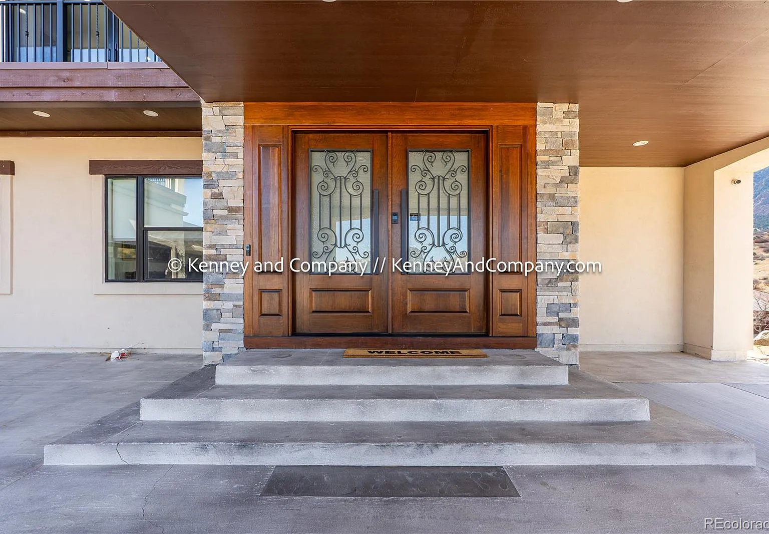 5 bed, 4.5 bath, 7367 sqft, $6,995 — Photo 3
