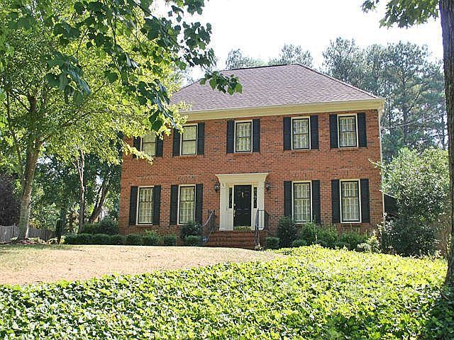 1st image of 854 Newcastle Dr