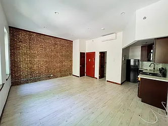 Rented by Realty 2000 Corp