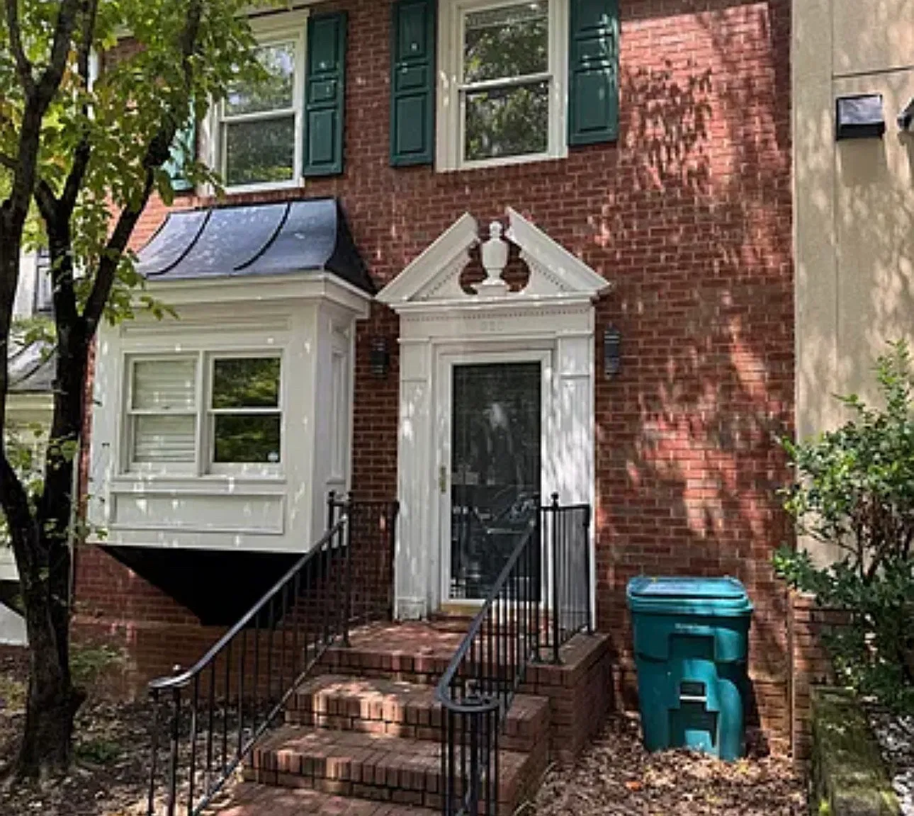 320 Brantley Rd — Photo 1