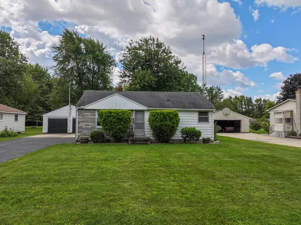 5040 Roberts Dr, Flint, MI 48506