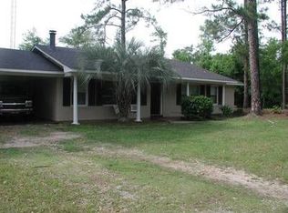 2067 Claud Fleahop Rd, Eclectic, AL 36024