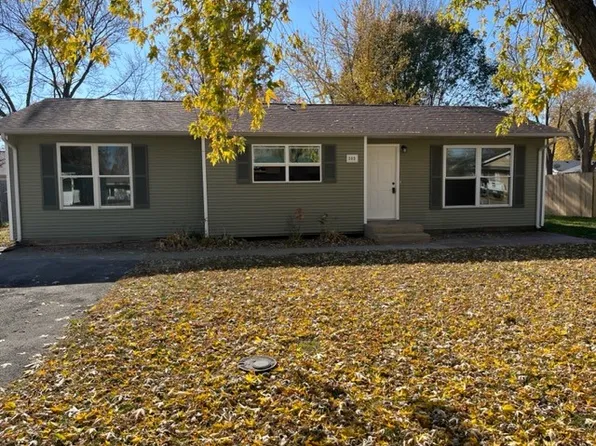 203 W Mount Vernon Ave, Effingham, IL 62401