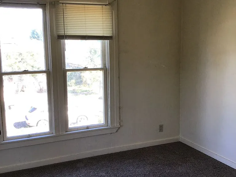 805-807 SW 5th St #458-C — Photo 5