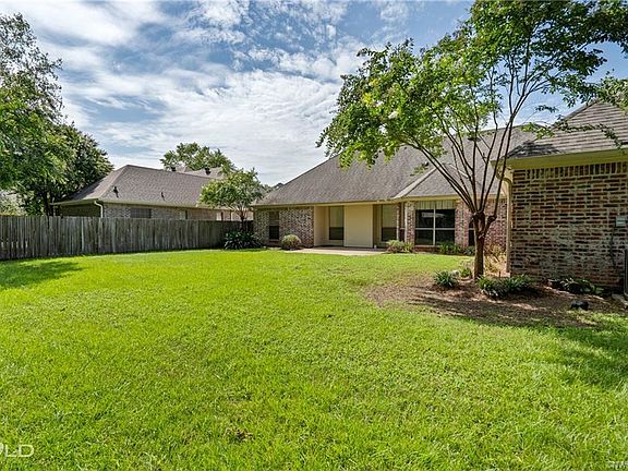 5th image of 456 Grand Oaks Dr