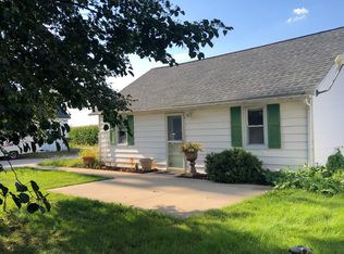 16420 Garden Valley Rd, Woodstock, IL 60098