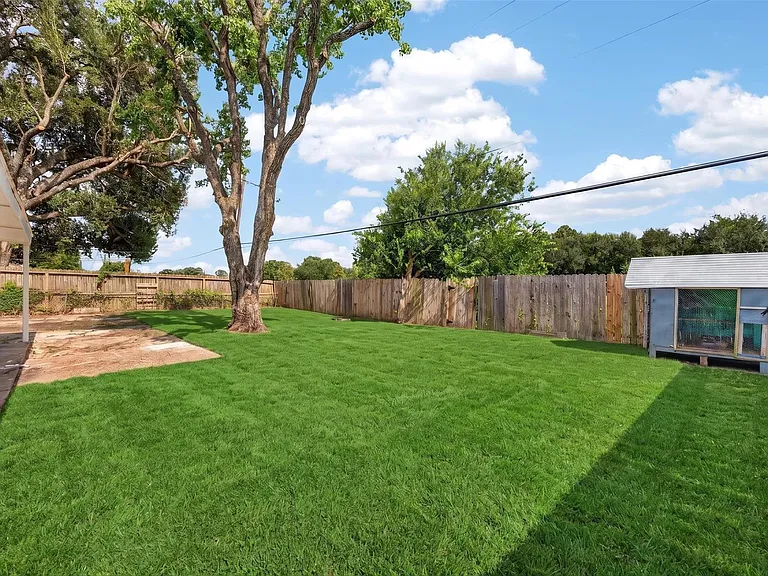 11239 Carvel Ln — Photo 37