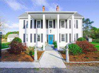 2716 Kings Creek Rd, Hayes, VA 23072