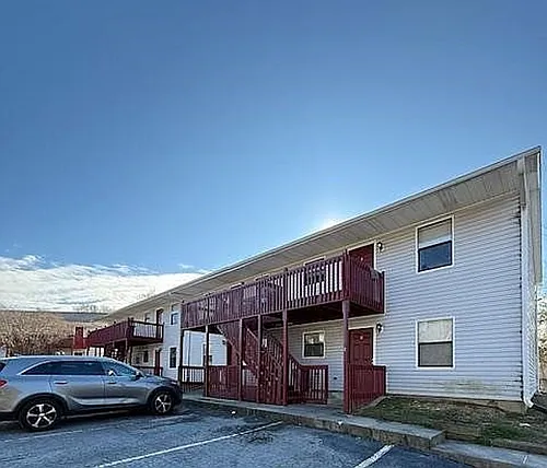 2710 Ingram Rd Photo 1