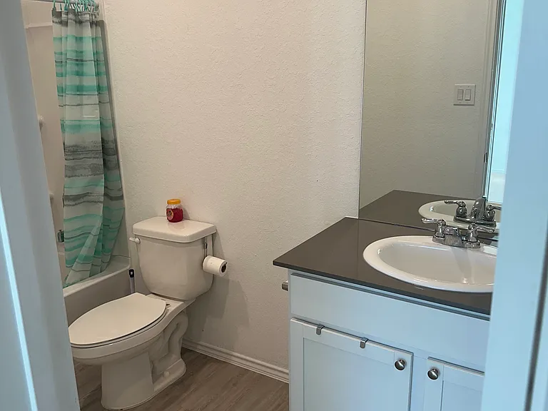 1130 Moraine Pl — Photo 10