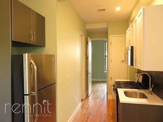 Rented by Rennit Inc. | media 54