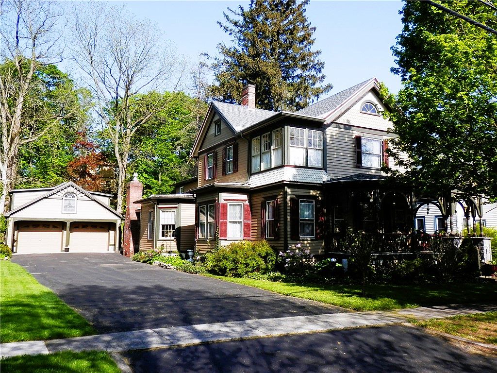 14 Pleasant St, Clifton Springs, NY 14432 Zillow