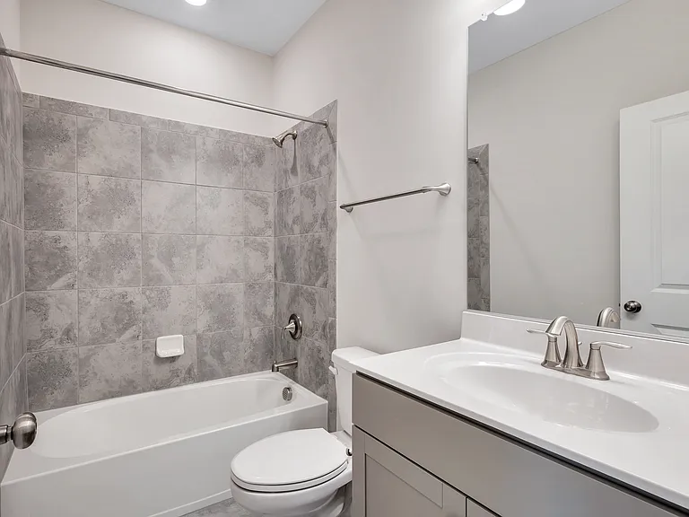 32 Bleeker Pl — Photo 22