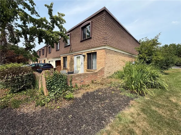 1651 Mentor Ave APT 2608, Painesville, OH 44077