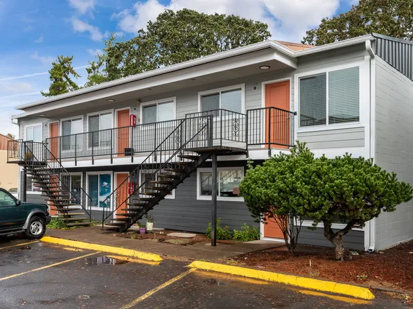 1311 Peace St SE #10, Salem, OR 97302