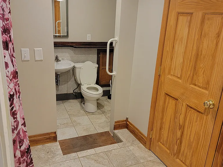 32 E Main St #A — Photo 10