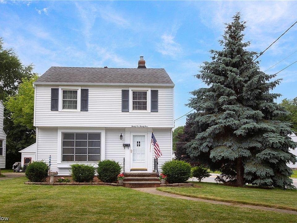 2524 Hampton Rd, Rocky River, OH 44116 Zillow