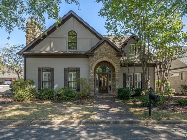 1726 Williamsburg Ln, Tuscaloosa, AL 35406