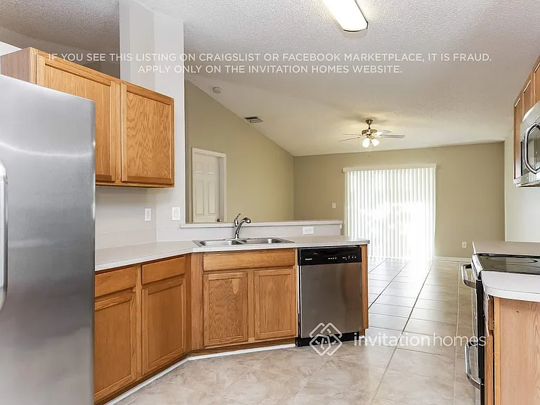 2434 Bayhill Dr — Photo 6
