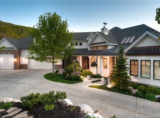2960 S Maple Cove Dr, Bountiful, UT 84010
