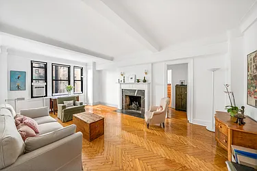 210 East 68th Street, #4J
