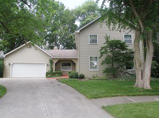2007 Whitney Ave, Valparaiso, IN 46383