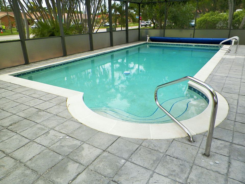 1st image of 1342 N Collier Blvd