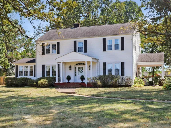 2149 State Route 94 W, Murray, KY 42071