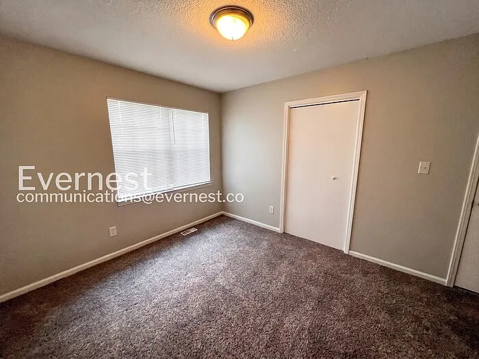 5536 Cheryl Dr — Photo 6