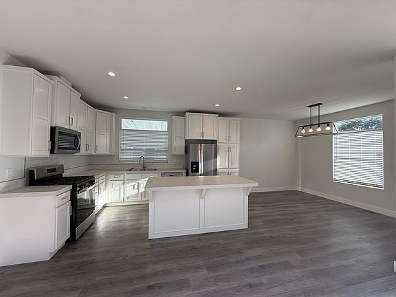 5th image of 32300 San Timoteo Canyon Rd