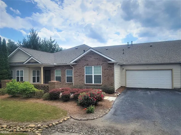 115 Villa Park Cir, Stone Mountain, GA 30087