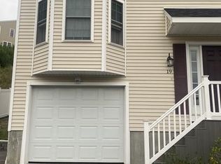 19 Bittersweet Blvd, Worcester, MA 01607