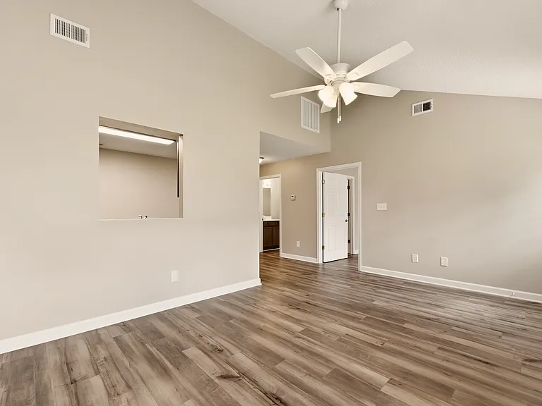 4723 Royal Prince Way — Photo 7