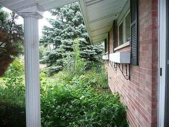 5th image of 1236 Berna Ln