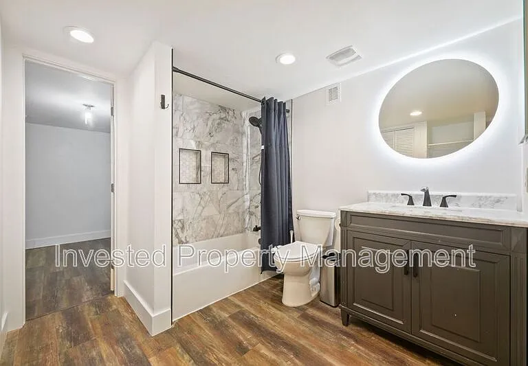 1640 S Marion St — Photo 24