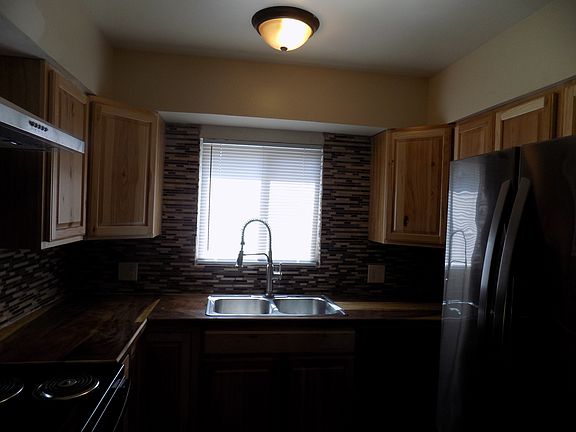 4th image of 4325 SE Cedar St