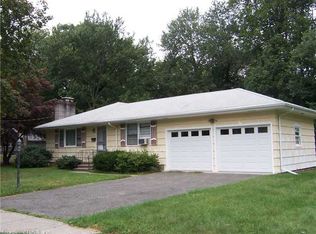 170 Arrowhead Pl, Stratford, CT 06614