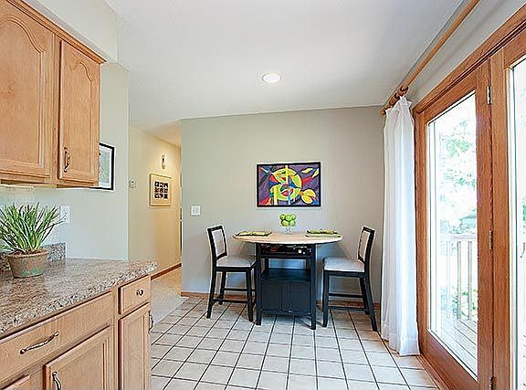 Upper-level dining area