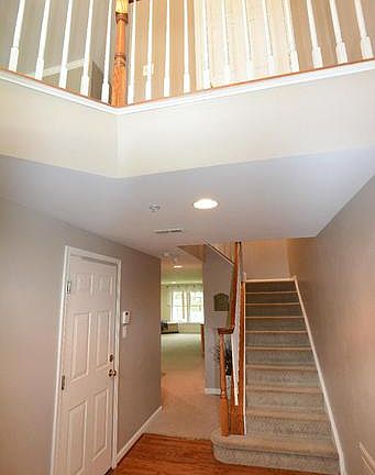 2nd image of 1323 Peppertree Ct