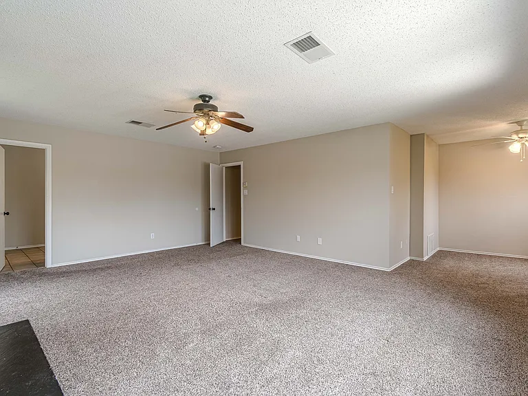 11907 Altamonte Oaks — Photo 20