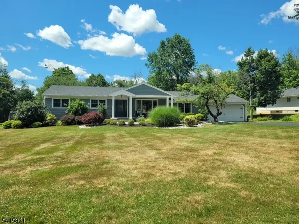 10 Frohlin Dr, Bridgewater Twp., NJ 07920