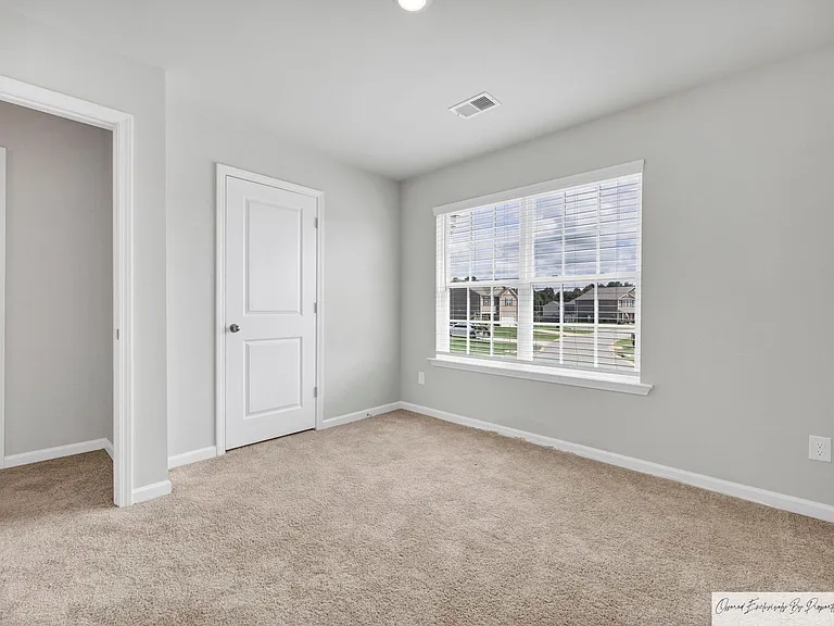 148 Rushton Dr — Photo 27