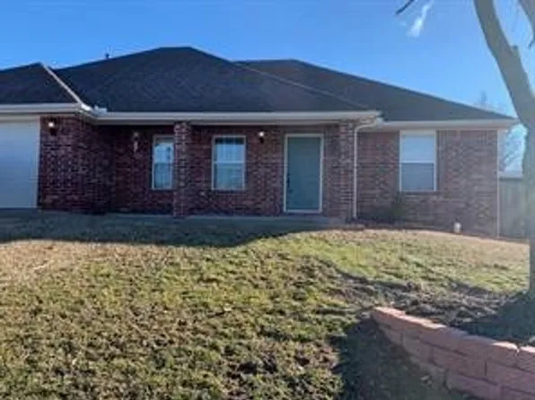 611 Tumbleweed St, Lowell, AR 72745