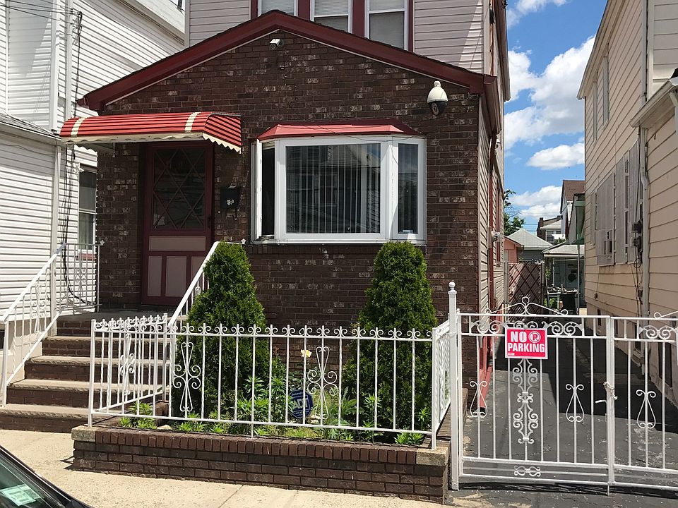 1st image of 9721 129th St